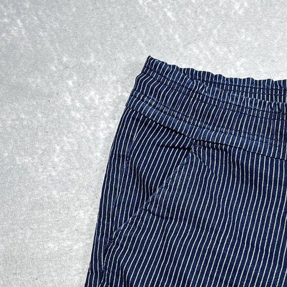 LOFT Shorts Women’s Size Medium Blue White Stripe Heavy Denim Drawstring Pocket - Picture 3 of 13